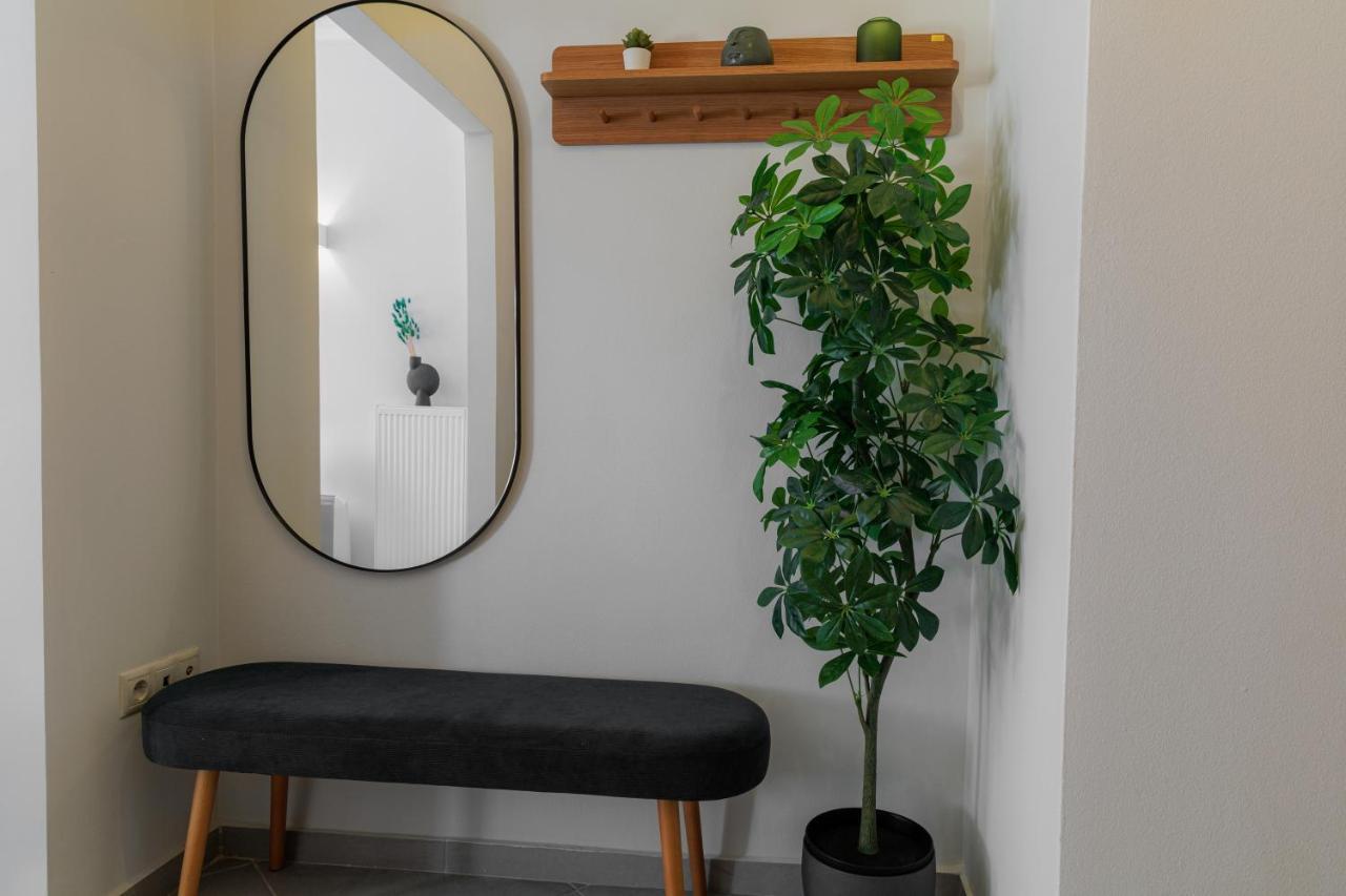 Sunny & Modern Apt For 3 Persons Athènes Extérieur photo